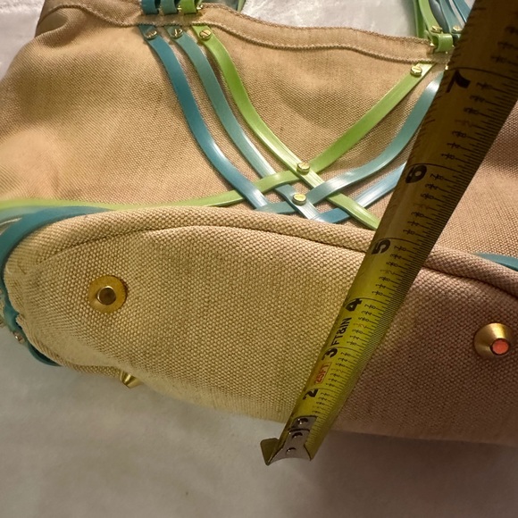 Crocs tote bag shoulder purse. Tan, blue & green. Excellent condition - Picture 13 of 13